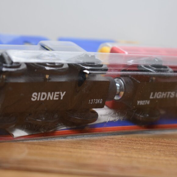 Sidney's Holiday Special Thomas & Friends Wooden Railway Engine Train Sealed New - Picture 9 of 12